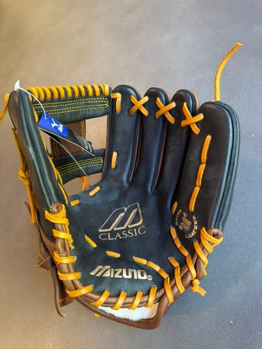 Mizuno Classic RH Infield Baseball Glove 11.75" (New)