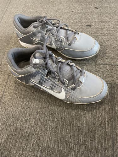 Used Nike HYPERDIAMOND BB/SB Cleats Grey Senior 9.5 11614-S000234129