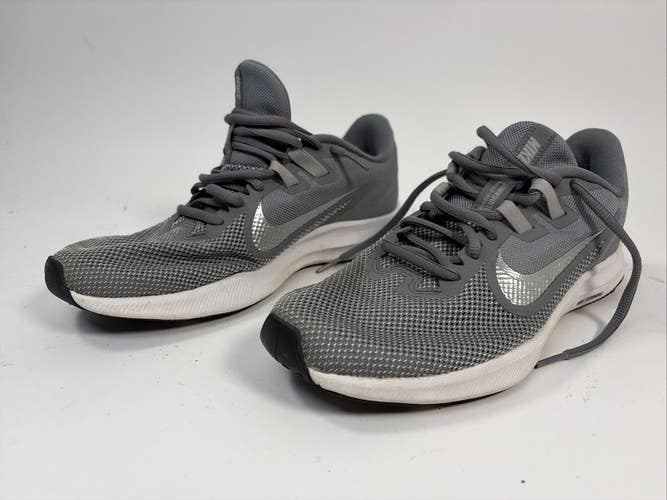 Nike Downshifter Running Shoes, Grey, Size 7.5
