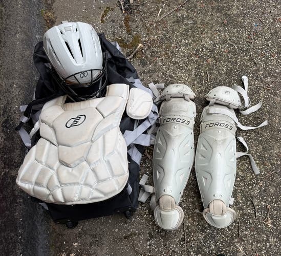 Gray Catcher's Set (Used)