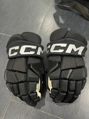 Pro Stock CCM HGTKPP Tacks Gloves 14" (Used)