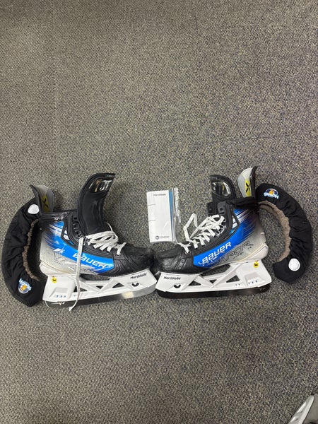 Pro Stock Blue 2023 Bauer Vapor Hyperlite 2 Hockey Skates Regular Width 8 (Used)