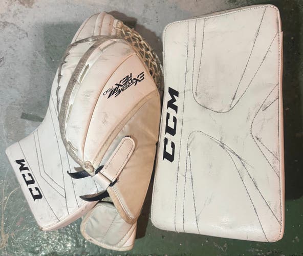 CCM extreme flex 2 760 glove CCM revolution 575 blocker Regular (Used)