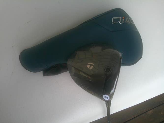 TaylorMade QiD4 MAX 10.5* Driver w/ REAX 50g Regular Flex Shaft