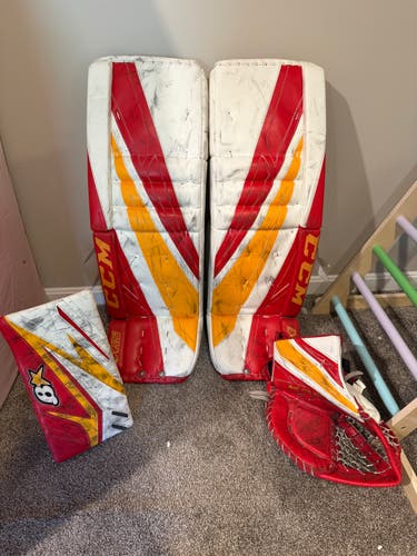 35" CCM Extreme Flex 4 Pads & Glove, Brian's Optik 2 Blocker