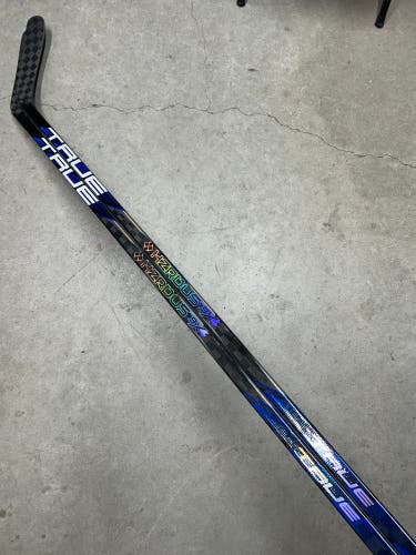 2 Pack P88 105 Flex Senior True Hzrdus 9x4 Right Hand Hockey Stick Pro Stock (New)