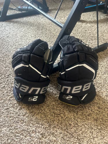 Bauer Supreme 2S Gloves 13" (Used)