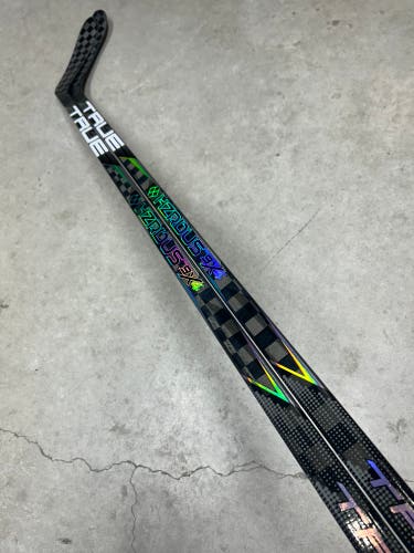 2 Pack 80 Flex P28 Senior True Hzrdus 9x4 Right Hand Hockey Stick Pro Stock (New)