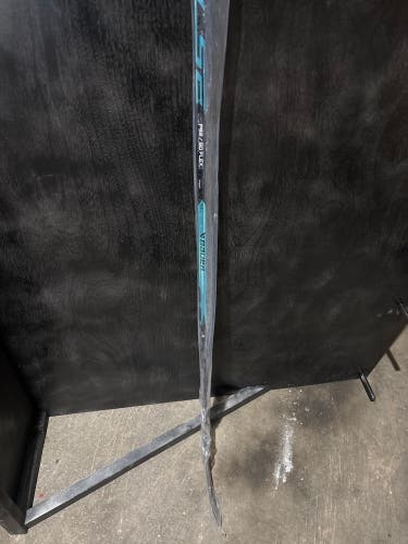 Junior Bauer Pulse Right Handed Hockey Stick P92 50 Flex (New)