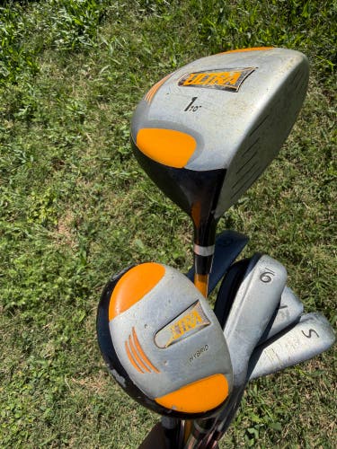 Wilson Ultra Right Handed Iron Set (6,8,9,PW,SW) w Driver & Hybrid Regular Flex - 7 Clubs