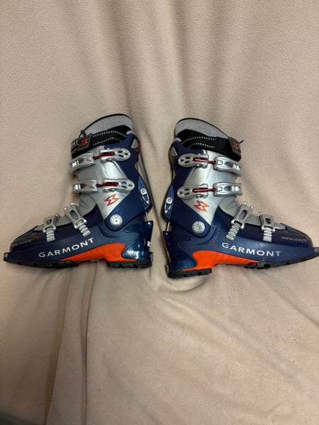 Mondo 26 & 26.5 Unisex Garmont Alpine Touring Megaride Ski Boots (Used)