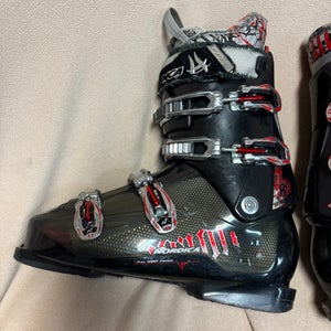 Mondo 29 & 29.5 Men's Nordica Hot Rod 85 Ski Boots (Used)