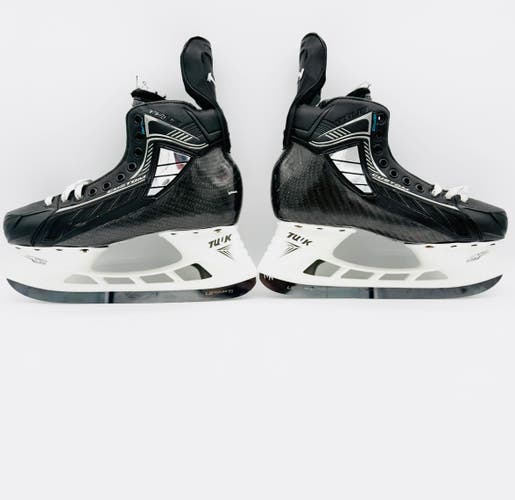 Nearly New Custom True SVH Pro Hockey Skates-10-Regular Fit-288-LS Pulse Ti-No Insoles