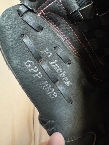 RH Mizuno Finch Softball Glove 10" (Used)