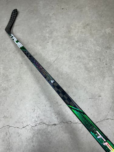 P92M 75 Flex Senior True Hzrdus 9x4 Right Hand Hockey Stick Pro Stock (New)