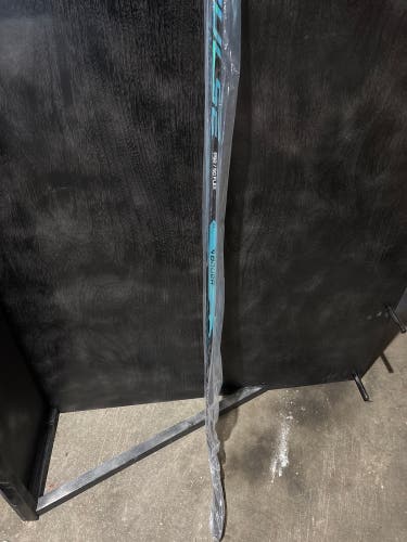 Junior Bauer Pulse Left Hand Hockey Stick P92 50 Flex (New)