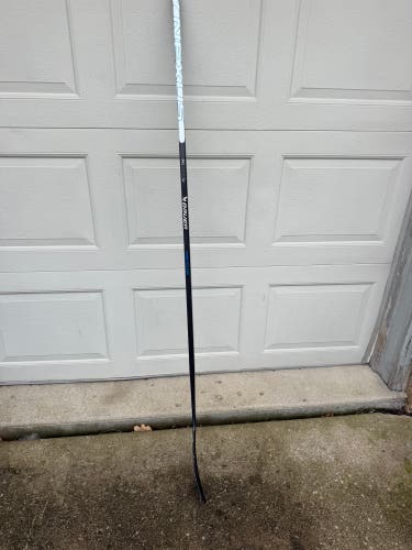 Senior Bauer Nexus League Right Handed Hockey Stick P92 77 Flex Pro Stock (Used)