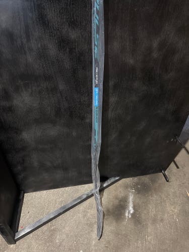 Junior Bauer Pulse Left Hand Hockey Stick P92 40 Flex (New)