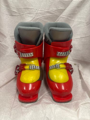 Mondo 19 & 19.5 Kid's HEAD Carve HT2 All Mountain Ski Boots (Used)