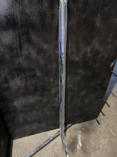 Intermediate Bauer Nexus Tracer Left Hand Hockey Stick P28 65 Flex (New)