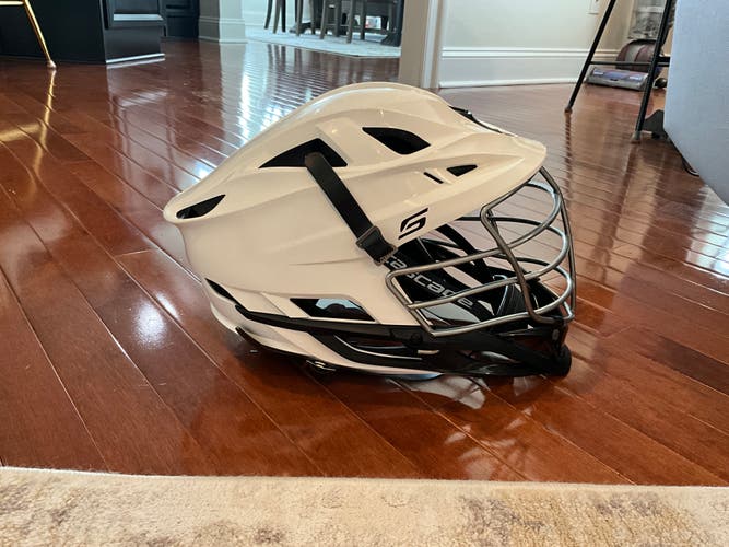 Cascade S Helmet (Used) SEND OFFERS. WILLING TO NEGOTIATE!