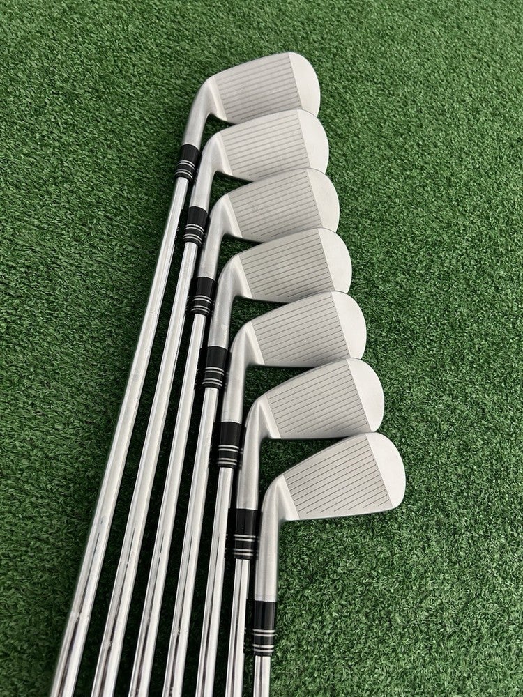 Mizuno Pro 243 Forged Iron Set 5-G / KBS Tour 130 X Extra Stiff +1