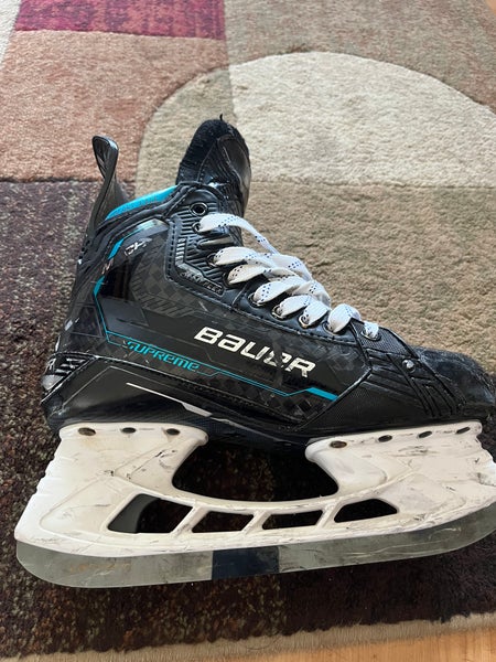 Blue 2022 Bauer Supreme Mach Hockey Skates Regular Width 7.5 (Used)