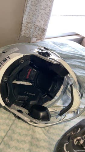 Adult Large Riddell Axiom Helmet (New)