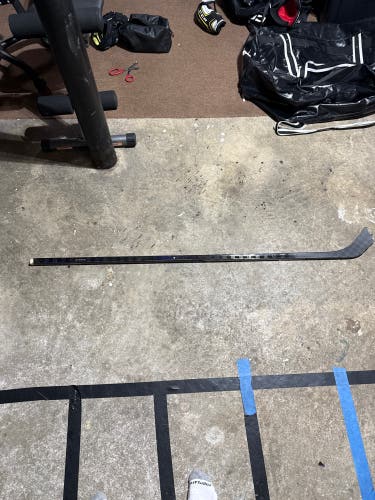 BROKEN Intermediate CCM Ribcor Trigger 7 Left Hand Hockey Stick P88 55 Flex (Used) small extender