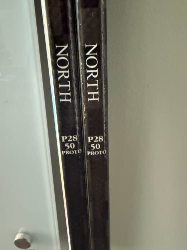 Junior Right Handed Hockey Stick P28 50 Flex Pro Stock (New)
