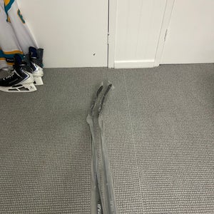 Senior Bauer Vapor Flylite Left Hand Hockey Stick P28 77 Flex (New)