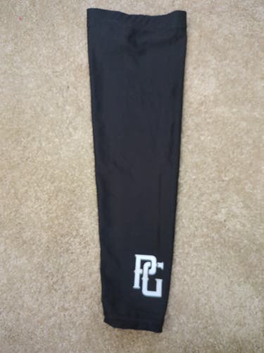 Perfect game black large arm sleeve