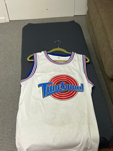 White Medium Adult Unisex Jersey (Used)