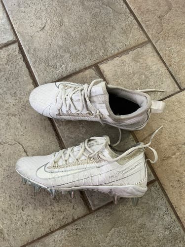 Men's Size M 8.0 Nike Huarache 7 Elite Cleats