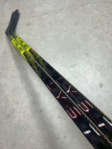 2 PACK 65 Flex P88 Senior True Catalyst PX Right Hand Hockey Stick Pro Stock (New)