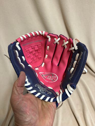 RH Rawlings Player series Baseball Glove 9" (Used)