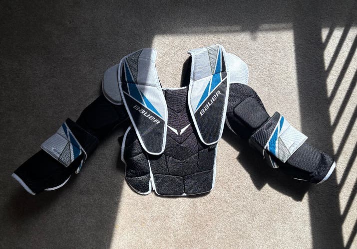 Bauer Street Hockey Goalie Chest Protector - Senior Large