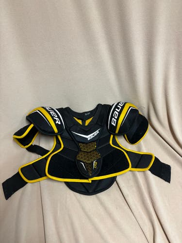 Men's Small Senior Bauer Supreme 170 Shoulder Pads (Used)