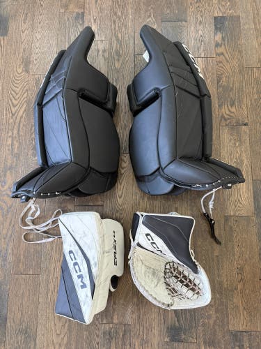 30" CCM EFlex 6.9 Regular Goalie Full Set (Used)