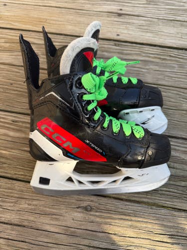 CCM JetSpeed Junior Size 2