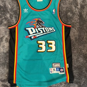 Grant Hill Pistons Jersey
