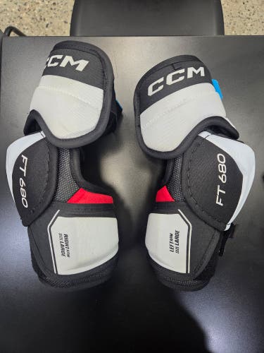 FT680 Elbow pads Senior large