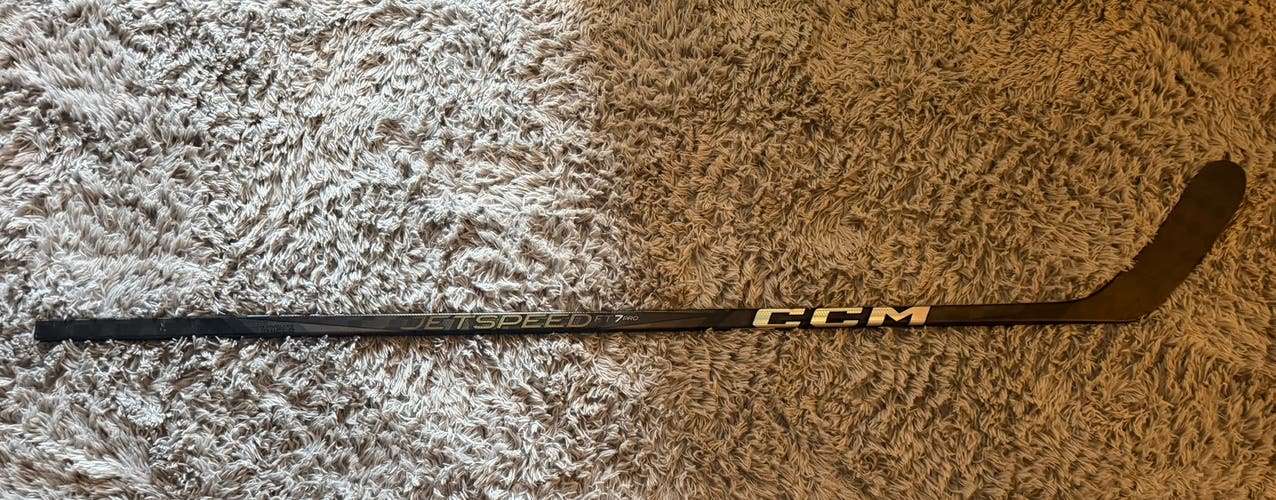 Senior CCM JetSpeed FT7 Pro Left Hand Hockey Stick P28M 95 Flex (Used)