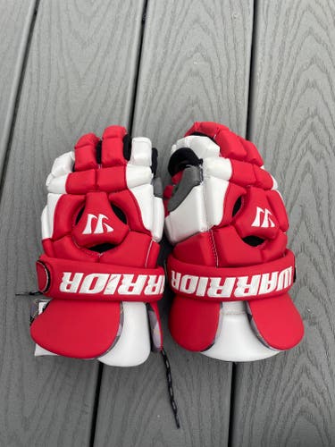 Warrior Riot II Lacrosse Gloves (Used)