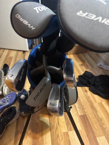 Junior Top Flite Top Flite Junior Right Handed Clubs (Full Set) Junior 6 Pieces (Used)