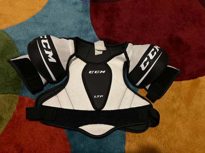 Large Junior CCM LTP Shoulder Pads (Used)