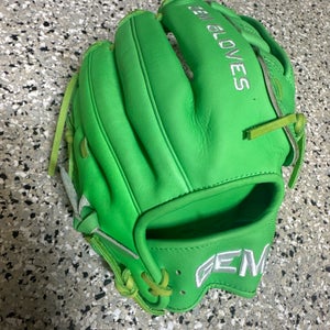 2025 Bradley Next Play RH Infield Baseball Glove 12" (New)