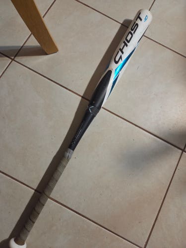 2023 Easton Ghost Composite Bat (-10) 21 oz 31" (Used)