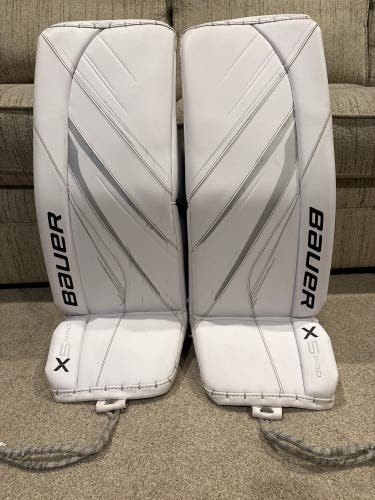 Small Bauer Vapor X5 Pro Goalie Leg Pads (Used) 30” with Pro Laces