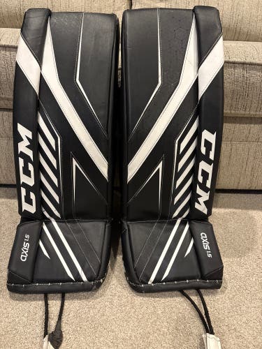 26" CCM Axis 1.5 Goalie Junior Leg Pads (Used)